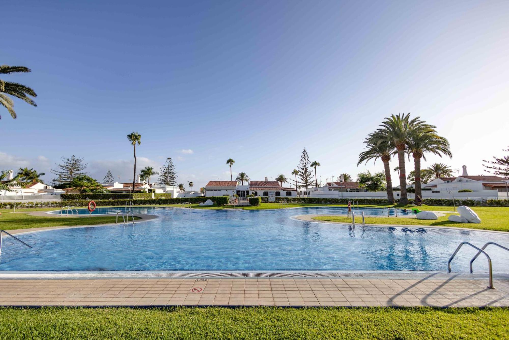 Oasis Holycan - By Gestion Vacacional Canarias San Bartolome de Tirajana  Exterior photo